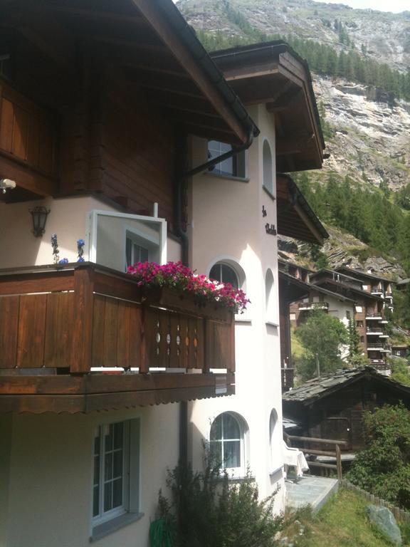 Chalet Les Clochettes Apartamento Zermatt Exterior foto